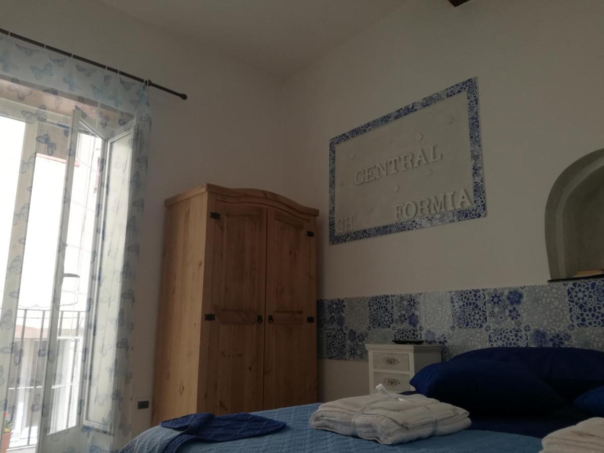 Central Gh Formia Luaran gambar